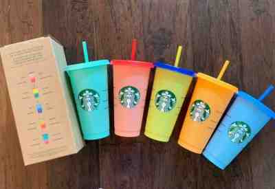 New Starbucks Color Changing Reusable Cold Cup 24oz Venti W/ Lid - Sold on eBay Jun, 10th 2019 for $56.00