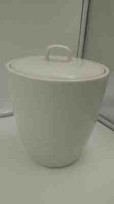 2004 Starbucks At Home Collection White Ceramic Coffee Canister Jar with Lid - Sold on eBay Jun, 9th 2019 for $20.00