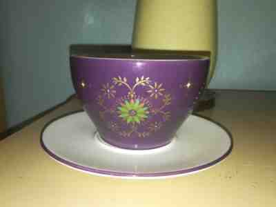 Holiday 2006 STARBUCKS Gold & Eggplant Purple Star Coffee Cup and Saucer 12 Oz  - Sold on eBay Jun, 8th 2019 for $15.99