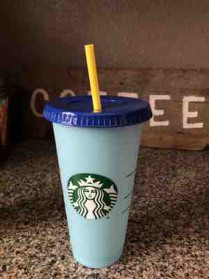 Single Starbucks Reusable COLOR CHANGING 1 Cold Cup 24oz-  Blue Sky- Cobalt - Sold on eBay Jun, 4th 2019 for $17.00