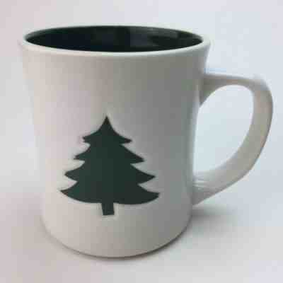 Starbucks 2008 Holiday Christmas Tree Coffee Mug Cup White Snowflakes 12 Oz - Sold on eBay Jun, 26th 2019 for $16.53