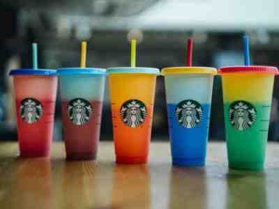 New Rare Starbucks 2019 Color-Changing Reusable Cups W/Lids and Straws Set of 5 - Sold on eBay Jul, 1st 2019 for $64.00