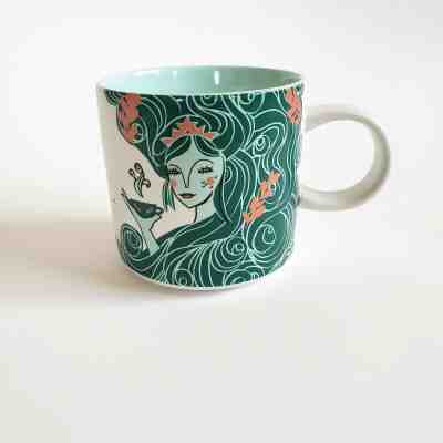 New Starbucks 2018 Holiday Mermaid Siren Coffee Tea Mug Cup Green White Ceramic - Sold on eBay Jul, 11th 2019 for $31.77