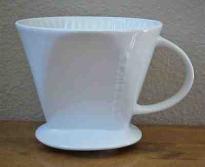 Starbucks Classic Pour-Over Brewer - Drip Coffee Maker - #4 Ceramic Cone Filter - Sold on eBay Jul, 6th 2019 for $24.00