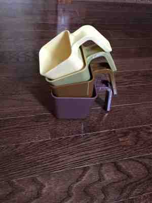 Set of 4 Starbucks Plastic Coffee Scoops 9.5 12 16 22.5 oz Color Coded - Sold on eBay Jul, 14th 2019 for $20.00
