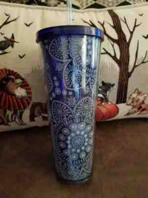 NEW 2019 STARBUCKS COLD CUP PAISLEY BLUE WHITE TUMBLER 24 fl - Sold on eBay Oct, 31st 2019 for $15.00