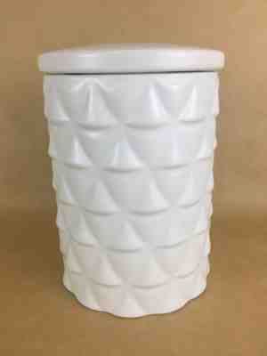   Starbucks Coffee Canister White Porcelaine Anglaise Neuve Cookie Jar  2013 - Sold on eBay Oct, 30th 2019 for $19.99