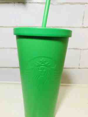 STARBUCKS Kelly Green Matte Stainless Steel Tumbler Cold Cup 16 fl oz  New - Sold on eBay Oct, 30th 2019 for $16.00
