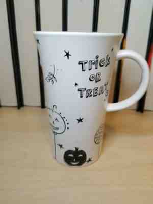 2007 Starbucks Halloween Trick Or Treat Black & White Tall Latte Mug 14oz - Sold on eBay Oct, 28th 2019 for $17.50