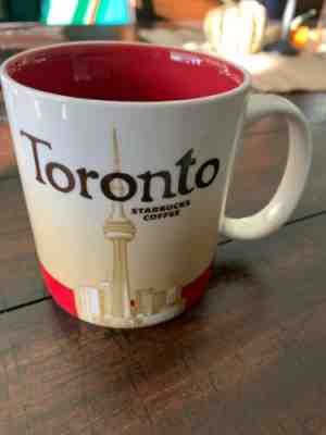 2011 STARBUCKS Collector Series TORONTO 16 oz. COFFEE MUG Skyline Icon PERFECT - Sold on eBay Oct, 27th 2019 for $26.99