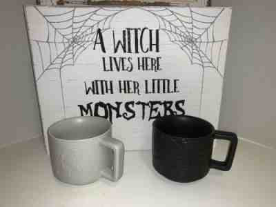 NWT Halloween 2019 Starbucks Cream Skull & Black Web Mug Cup Set - Sold on eBay Oct, 23rd 2019 for $25.00