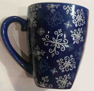 Starbucks Barista Holiday Mug 2002 Blue White Snowflakes 16 oz. Coffee Mug Cup - Sold on eBay Oct, 20th 2019 for $20.00
