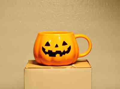 Starbucks Halloween Mug, China edition. EXTREMELY RARE!!!  SHIPPED FROM AMERICA! - Sold on eBay Nov, 3rd 2019 for $34.00