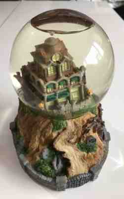 RARE Starbucks Coffee Haunted House Halloween Light up Snow globe   - Sold on eBay Nov, 13th 2019 for $59.99