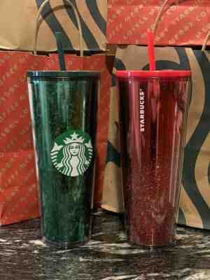 STARBUCKS 2019 Holiday Limited Edition Red And Green Glitter Tumbler 24 oz Venti - Sold on eBay Nov, 12th 2019 for $72.00