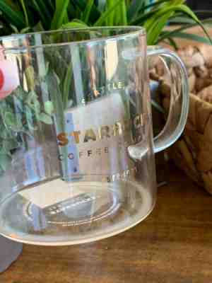 STARBUCKS COFFEE 18 OZ  CLEAR GLASS GOLD SEATTLE LOGO BRANDNEW 2015 STUNNING  - Sold on eBay Nov, 12th 2019 for $20.00