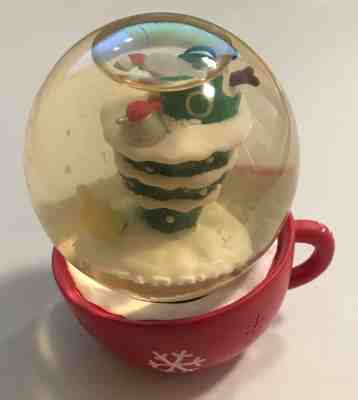 Starbucks snow globe snowman barista - RARE! - Asian issue - US seller (1162) - Sold on eBay Nov, 9th 2019 for $39.99