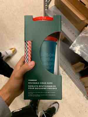 Starbucks 2019 Holiday Christmas Reusable Cold Cups Lids 24oz 5 PK 762111386045 - Sold on eBay Nov, 8th 2019 for $20.50