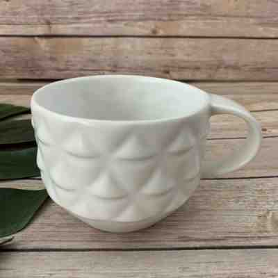 Starbucks 3D Textured Oversize Coffee Mug White 2013 Large Cup Triangles - Sold on eBay Nov, 7th 2019 for $15.99