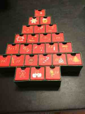 Starbucks Christmas Tree Advent Calendar Reversible Gift Drawers  Red - Sold on eBay Nov, 14th 2019 for $26.99