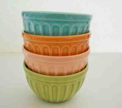 Starbucks 2006 Pastel Ice Cream Dessert Bowls Set 4 HTF Ceramic Ribbed - Sold on eBay Nov, 19th 2019 for $25.95