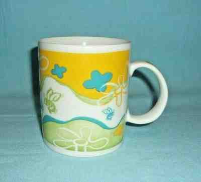 Starbucks Coffee 4" Tall Mug Decorated With Flowers & Bumblebees Made In Taiwan - Sold on eBay Nov, 19th 2019 for $34.99
