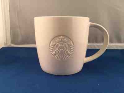 STARBUCKS 2010 WHITE PORCELAIN COFFEE CUP MUG GRANDE 16oz EMBOSSED MERMAID LOGO - Sold on eBay Nov, 20th 2019 for $29.99