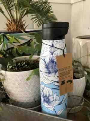 Starbucks Cactus Flower Water Bottle Magnetic Lid 20 oz NEW Blue Floral - Sold on eBay Nov, 23rd 2019 for $24.50