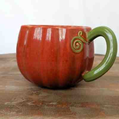 Starbucks Halloween 3D Pumpkin Vine Leaf Handle 13 oz Coffee Mug 2007 Orange - Sold on eBay Nov, 25th 2019 for $17.00