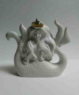 Starbucks 2016 Siren Mermaid Ceramic Sculpture Statue Limited Edition Figurine  - Sold on eBay Nov, 27th 2019 for $26.99