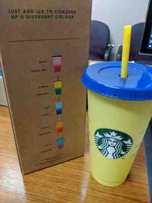 Starbucks Color Changing Reusable Cold Cup Citron Yellow 24 oz New Rare  - Sold on eBay Nov, 26th 2019 for $20.99