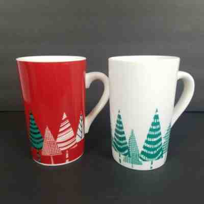 Set of 2 Starbucks Christmas Tree Mugs Cups 2017 Red White Holiday Coffee 17.8 - Sold on eBay Nov, 28th 2019 for $19.25