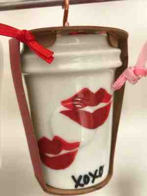 NEW NWT Starbucks Collection Holiday Valentine's Day Ceramic Ornament Red Lips - Sold on eBay Nov, 27th 2019 for $15.99