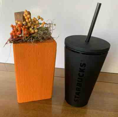 Starbucks Grande Tumbler Holiday 2019- Matte Black - Sold on eBay Nov, 29th 2019 for $25.00