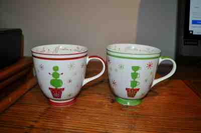 2  Starbucks 2006 Holiday Christmas Topiary Pedestal Snowman Coffee Mug Cup  EUC - Sold on eBay Nov, 30th 2019 for $19.99