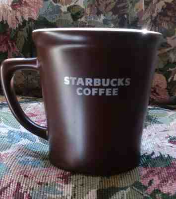 Starbucks Coffee Abbey Mug Coffee Cup Brown White Ceramic Large 16 oz  2008 - Sold on eBay Nov, 30th 2019 for $15.50