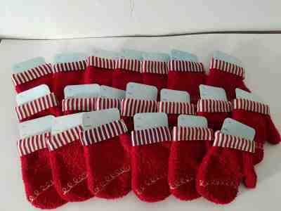 STARBUCKS Lot/14 Red Boucle Mitten-Gift Card holder Collectible 2007  - Sold on eBay Dec, 6th 2019 for $50.00