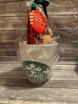 NEW 2019 RARE STARBUCKS 45 FL. OZ. CERAMIC GIANT COFFEE MUG CHRISTMAS GIFT SET - Sold on eBay Dec, 9th 2019 for $39.99