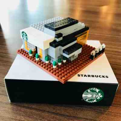 Starbucks Drive Thru Coffee Cafe Figures Genuine Nano Block Lego Building 2018 - Sold on eBay Dec, 9th 2019 for $69.99