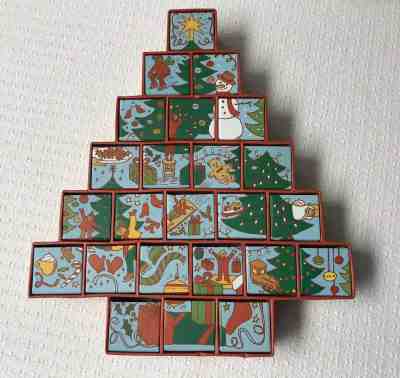 2005 Starbucks Christmas Tree Advent Calendar Reversible Gift Drawers Empty - Sold on eBay Dec, 6th 2019 for $17.95