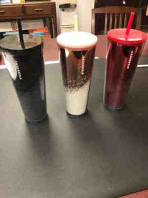 STARBUCKS 2019 Holiday Limited Edition Cascading Glitter Snow Tumbler 24oz Venti - Sold on eBay Dec, 11th 2019 for $33.99