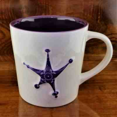 New 2006 STARBUCKS Holiday Snowflakes 3D Christmas Star Coffee Mug 17 Oz - Sold on eBay Dec, 10th 2019 for $21.95