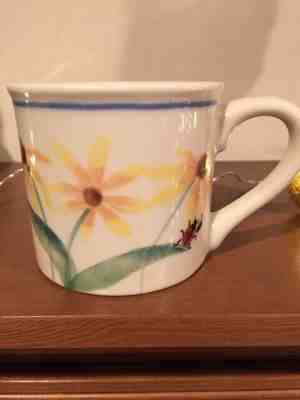 Hartstone Starbucks Barista Hand Painted Mug Cup w/Daisies EUC - Sold on eBay Dec, 13th 2019 for $17.50