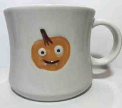 Starbucks - Jack O' Lantern Vampire Fangs Halloween Pumpkin 2006 Mug - Sold on eBay Dec, 16th 2019 for $15.00
