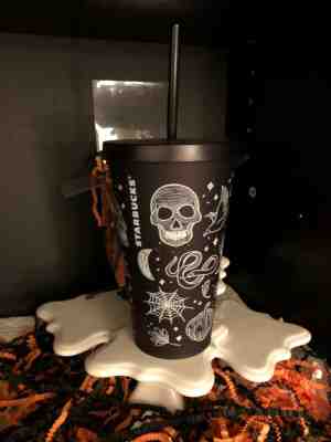 New Starbucks 2019 Halloween Skull 16 Oz Cold Cup Purple/Black SOLD OUT RARE - Sold on eBay Dec, 18th 2019 for $55.00