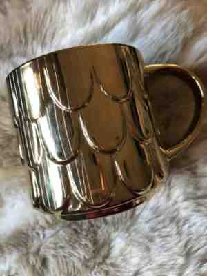 Starbucks Holiday Christmas Gold Mermaid Siren Scales 2019 Holiday Mug Cup Coffe - Sold on eBay Dec, 18th 2019 for $22.95