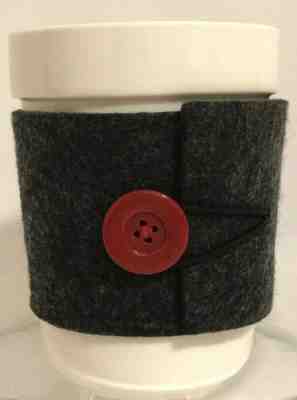 Starbucks Coffee Company 2010 14oz White Mug Grey Wool Felt Sleeve & Red Button - Sold on eBay Jan, 9th 2020 for $19.50
