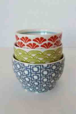 STARBUCKS Stackable Cups Mugs Nesting Bowls Bone China 2009, Great Condition! - Sold on eBay Jan, 9th 2020 for $15.00
