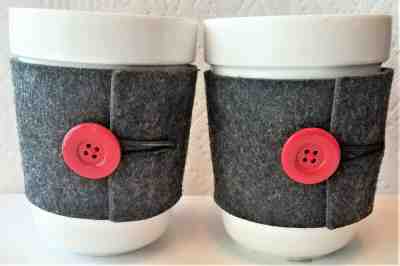 Pair Starbucks White Ceramic Cup 2010 Felt Sleeve Red Button Coffee 14 oz  /  06 - Sold on eBay Jan, 7th 2020 for $16.00