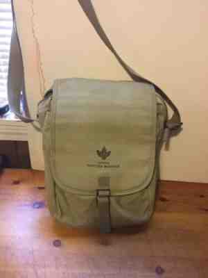 Starbucks Coffee Master Kit Bag W/ One Book & 12 Tasting cups In Padded Case - Sold on eBay Jan, 4th 2020 for $100.00